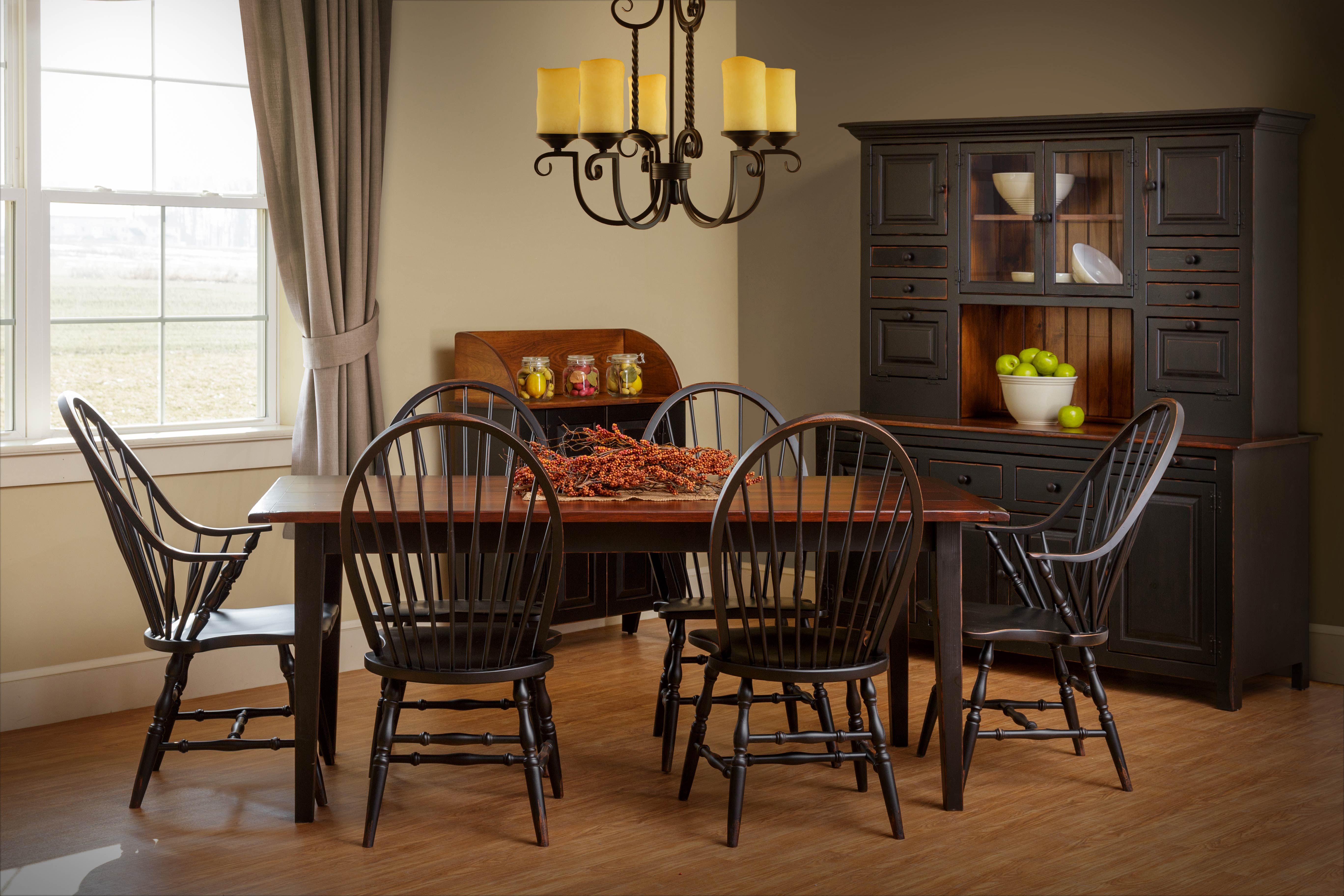 Amish Dining Room Table - Hampton Dining Room - Amish Furniture Designed : 44 065 просмотров • 13 авг.